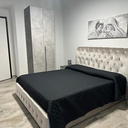 Appartamento Bonahouse Aeroporto di Catania Fontana Rossa Esterno foto