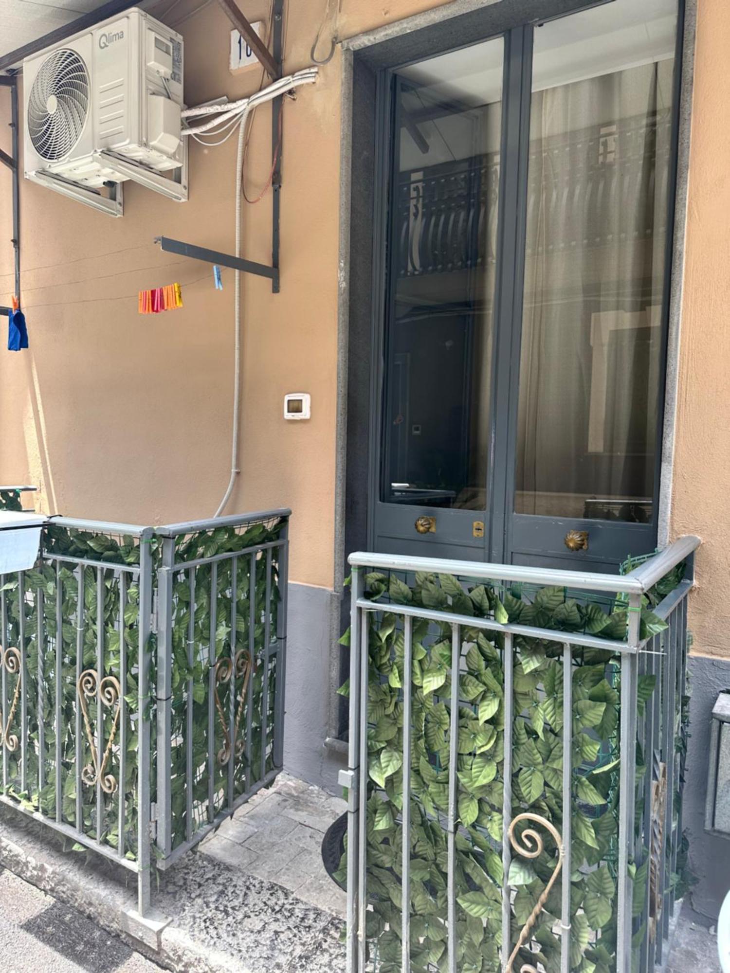 Appartamento Bonahouse Aeroporto di Catania Fontana Rossa Esterno foto